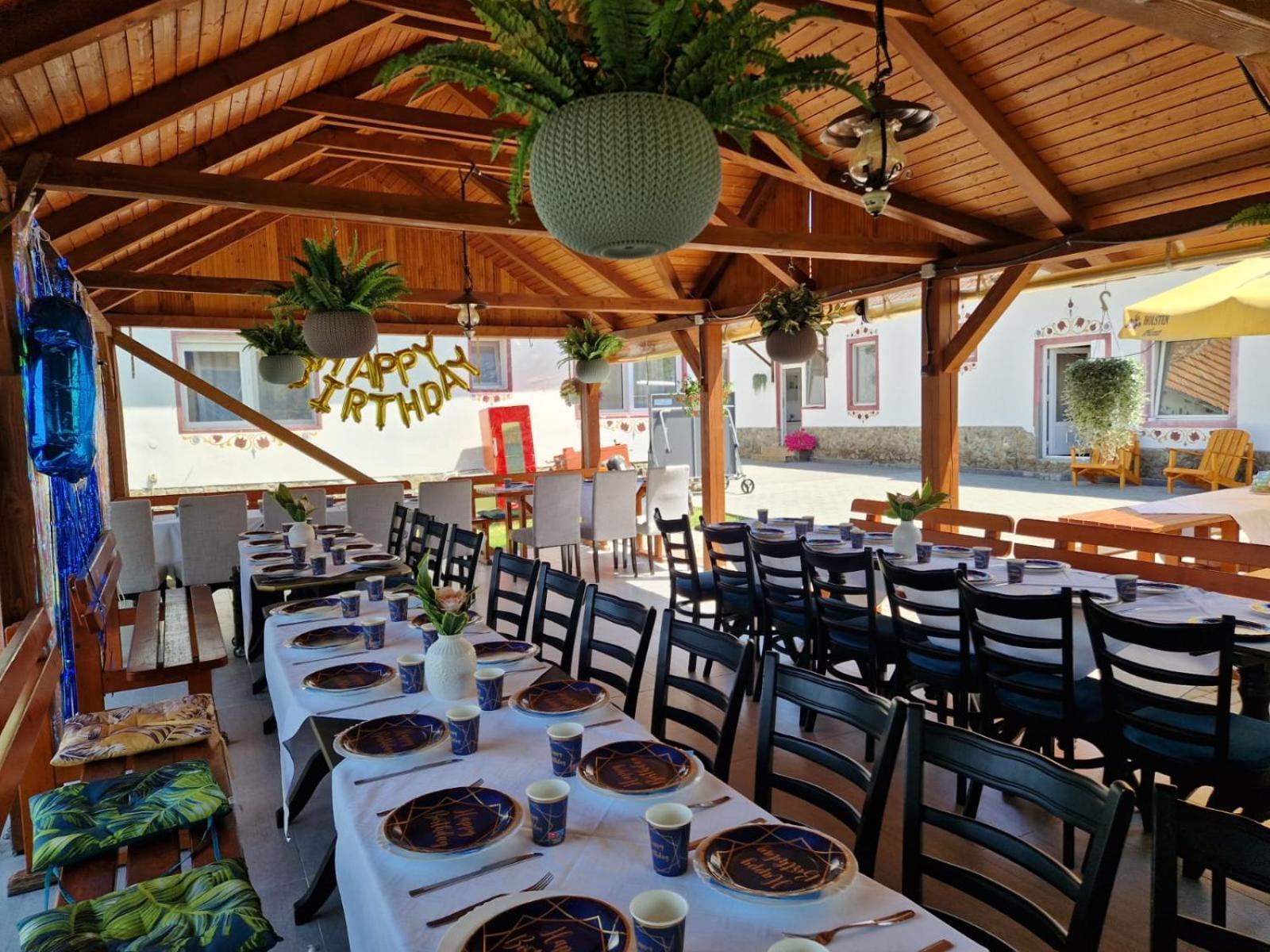 Pensiunea Turistica Retreat Belvedere Vadu Crisului Εξωτερικό φωτογραφία