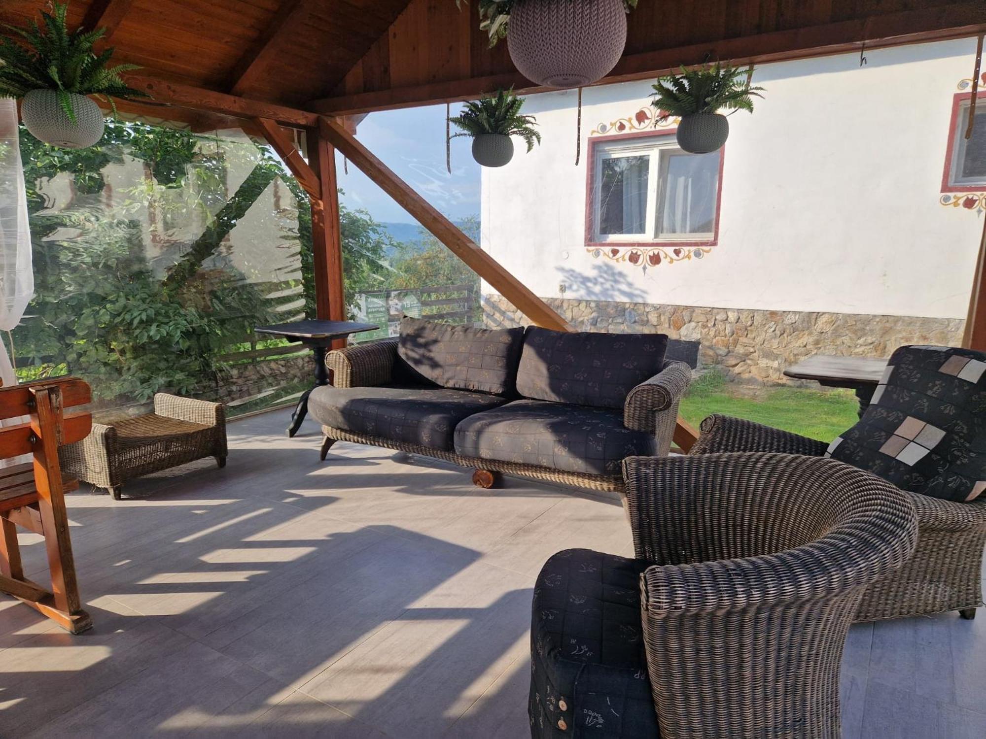 Pensiunea Turistica Retreat Belvedere Vadu Crisului Εξωτερικό φωτογραφία